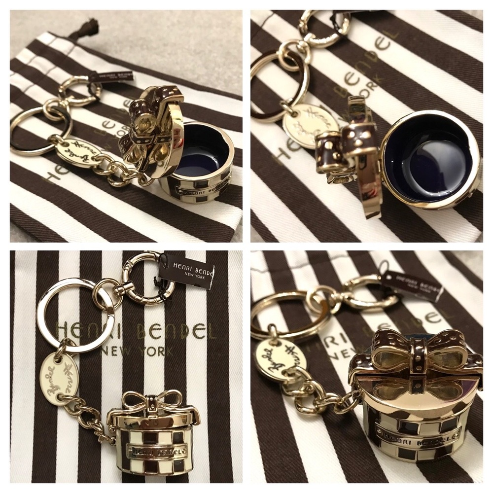 ⚡️HTF🏆HENRI BENDEL Hatbox Keychain - Gorgeous & Iconic!